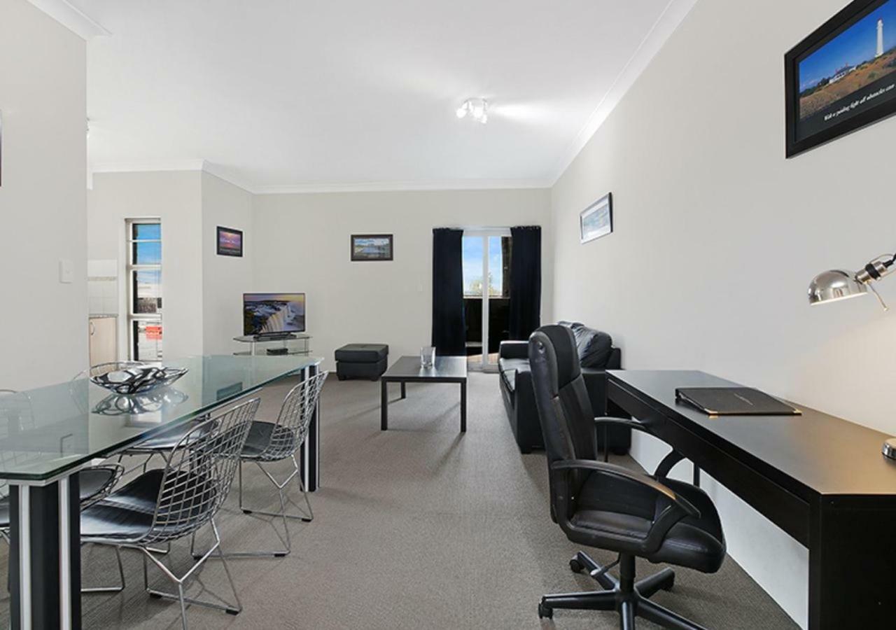 ซิดนีย์ แอร์พอร์ต สวีท Apartment ภายนอก รูปภาพ