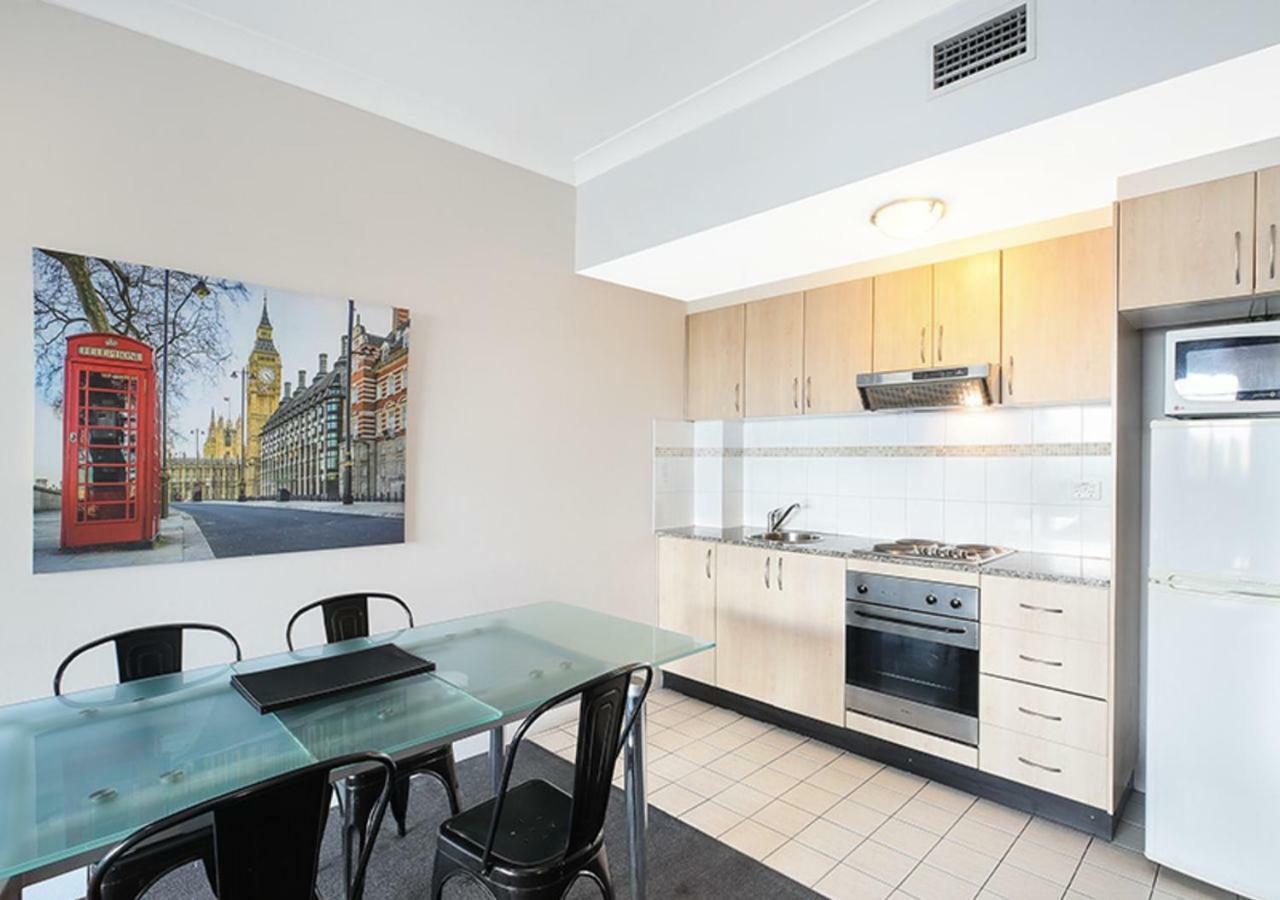 ซิดนีย์ แอร์พอร์ต สวีท Apartment ภายนอก รูปภาพ